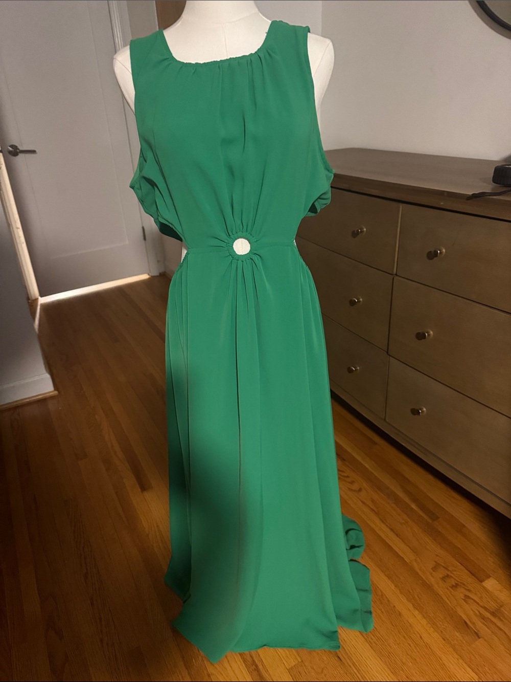 Entro Kelly Green O-Ring Cutout Maxi Dress, Size L
